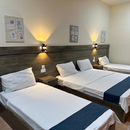Relax House For Studio Rooms Apartment Aqaba Ngoại thất bức ảnh