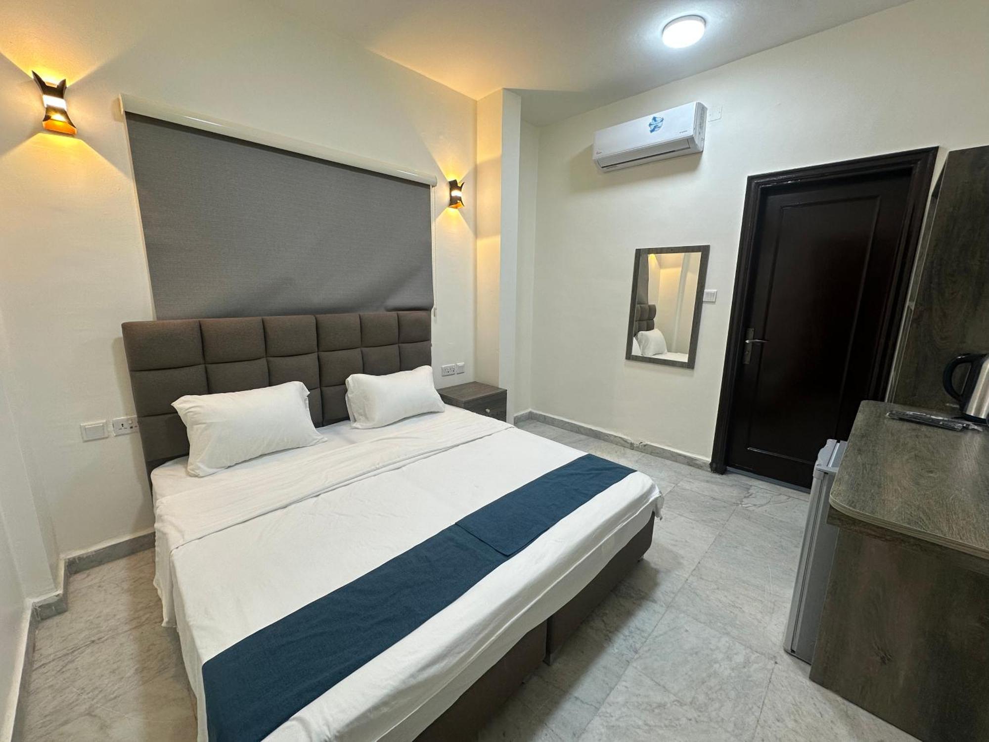 Relax House For Studio Rooms Apartment Aqaba Ngoại thất bức ảnh