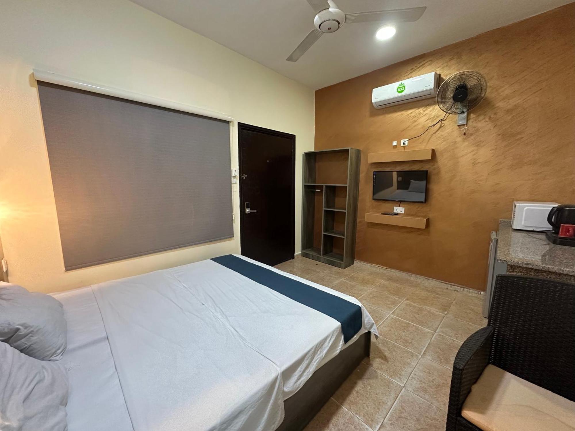 Relax House For Studio Rooms Apartment Aqaba Ngoại thất bức ảnh